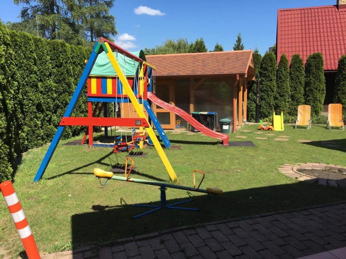 Villa Gracia Patince Exteriör bild